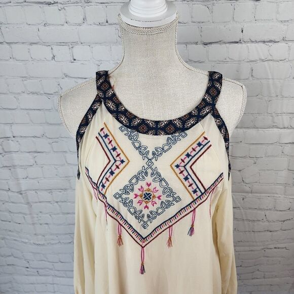 FLYING TOMATO WOMEN'S SHIFT COLD SHOULDER DRESS SIZE SMALL - Picture 2 of 6